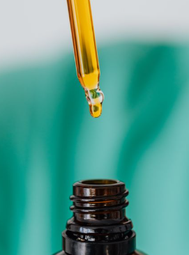 4 Ear Drops Commonly Used for Earwax Buildup: What to Know