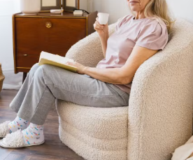 I’m 73, Living Alone and Feeling Fulfilled: 4 Tips That Work for Me