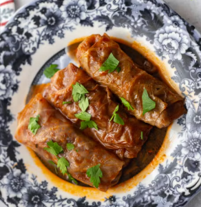 Stuffed Cabbage Rolls Baked in Creamy Sauce (Easy Homemade Recipe)